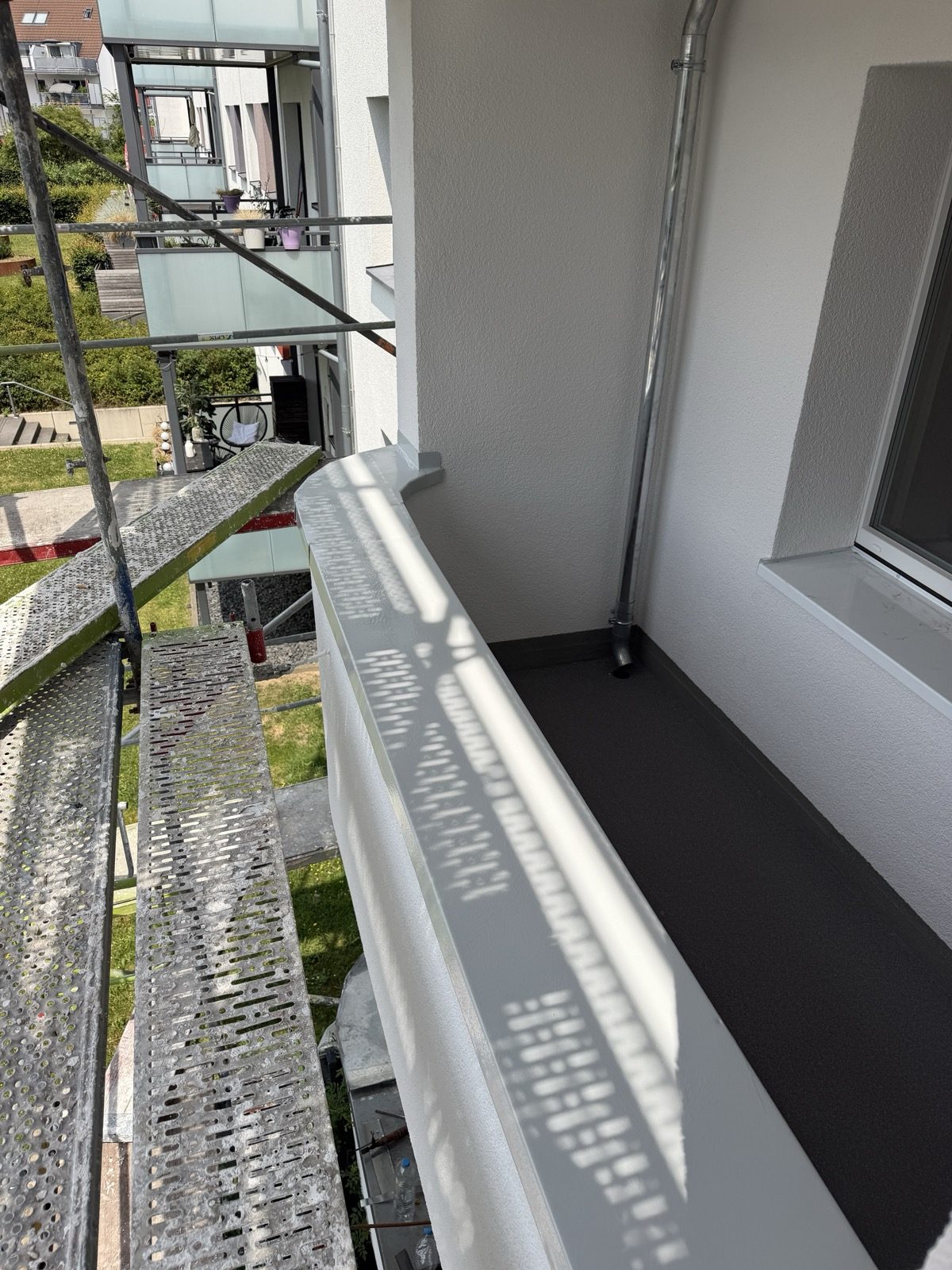 Dachabdichtungstechnik – Geländerdetail